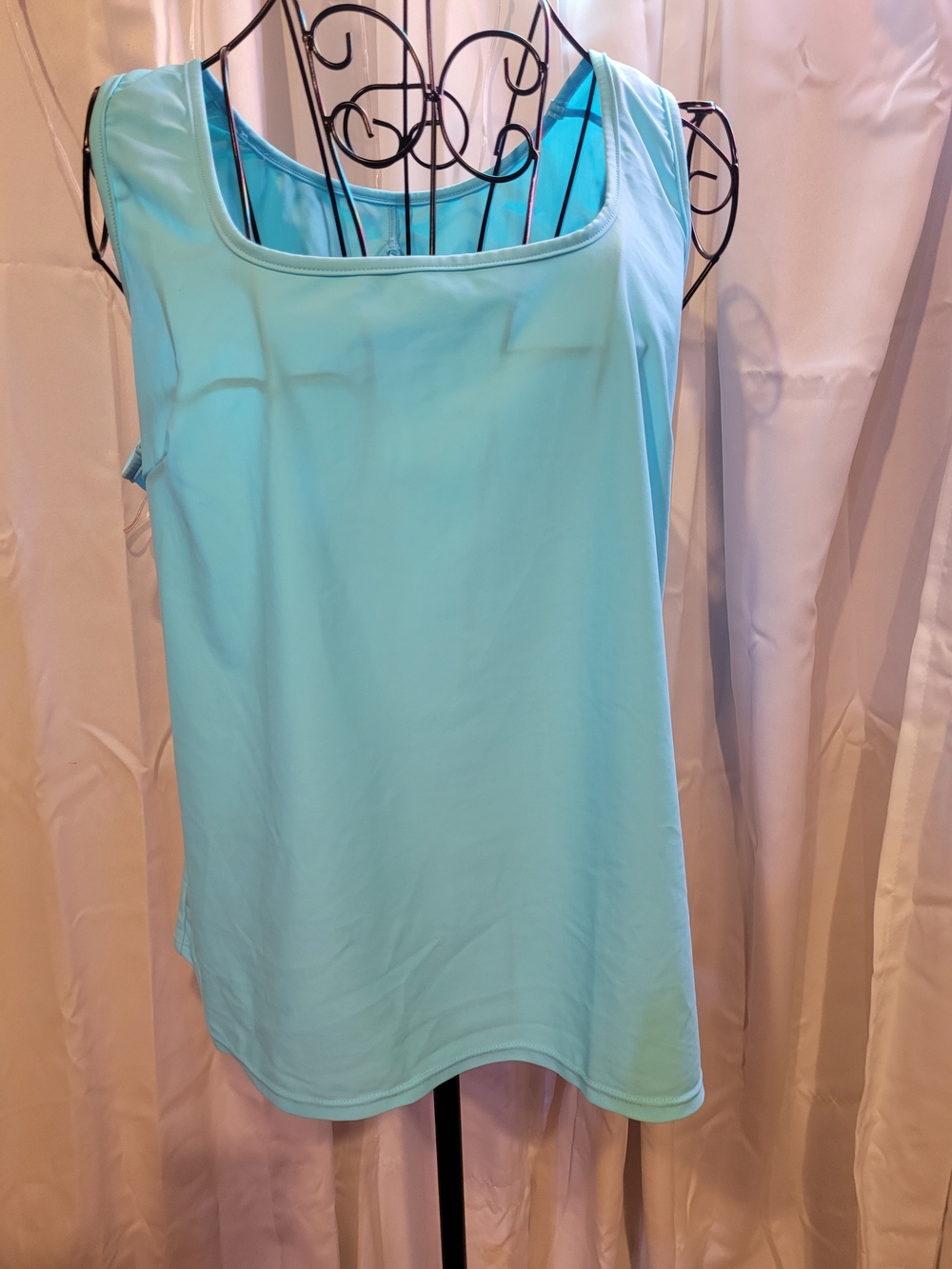 Amazon Women's Aqua Scoop Neck Tank Top